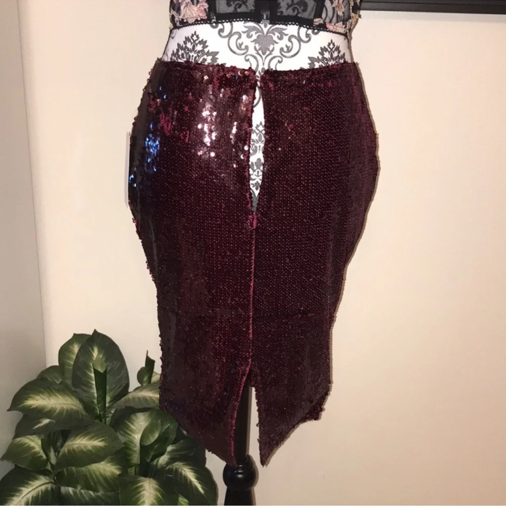 NWT Tobi Burgundy / Brown Sequin Midi Pencil Skirt Medium